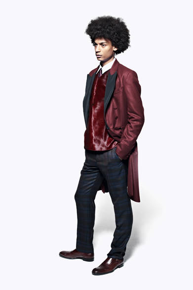 <strong>Alexander McQueen｜アレキサンダー・マックイーン</strong>