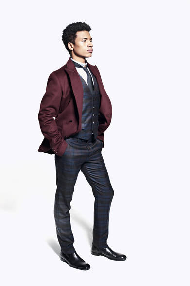 <strong>Alexander McQueen｜アレキサンダー・マックイーン</strong>