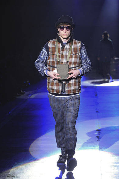 <strong>White Mountaineering｜ホワイトマウンテニアリング</strong>