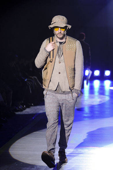 <strong>White Mountaineering｜ホワイトマウンテニアリング</strong>