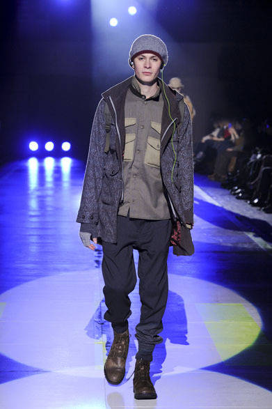 <strong>White Mountaineering｜ホワイトマウンテニアリング</strong>