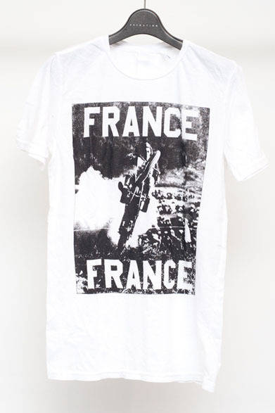 <strong>ESTNATION｜エストネーション</strong>　Tシャツ7770円（ロマンス／エストネーション）