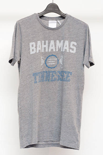 <strong>ESTNATION｜エストネーション</strong>　Tシャツ7770円（ロマンス／エストネーション）