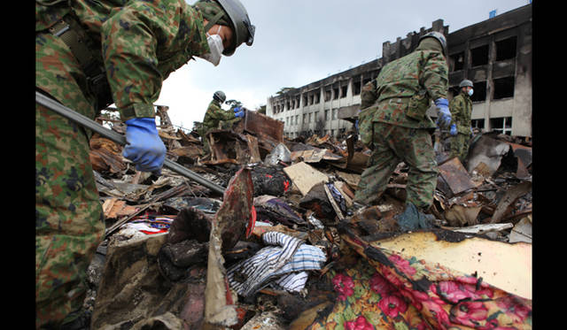 <strong>松浦俊夫｜from TOKYO MOON 4月15日 オンエア</strong>　フォト・ジャーナリスト 小原一真写真集『RESET-BEYOND FUKUSHIMA（福島の彼方に）』