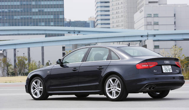 <strong>Audi A4｜アウディA4</strong>