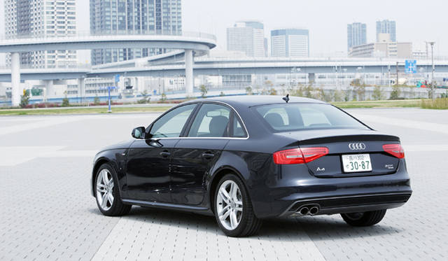 <strong>Audi A4｜アウディA4</strong>