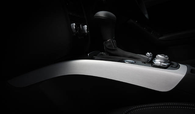 <strong>Audi A4｜アウディA4</strong>