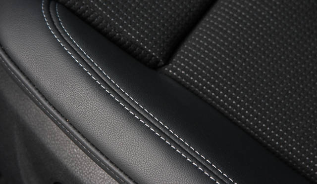 <strong>Audi A4｜アウディA4</strong>