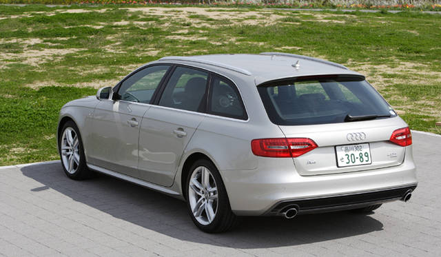 <strong>Audi A4｜アウディA4</strong>