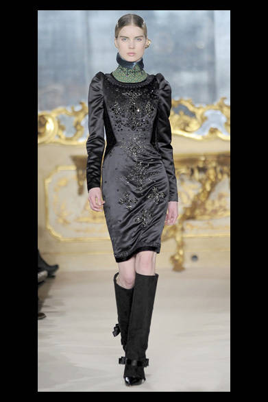 <strong>AQUILANO・RIMONDI｜アキラーノ・リモンディ</strong>　2012-13年秋冬コレクションより