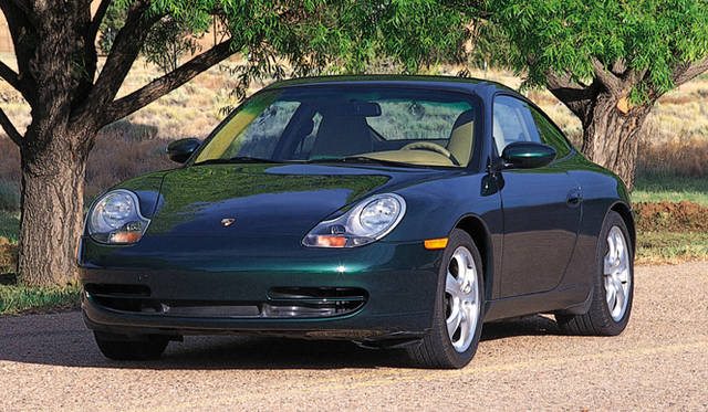 <strong>Porsche 911 Story─5代目996型｜Porsche</strong>　Carrera 4｜カレラ4