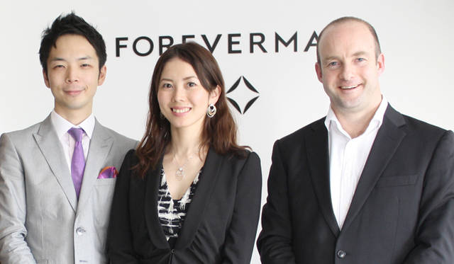 <strong>FOREVERMARK｜フォーエバーマーク</strong>　ダイヤモンドマスタークラスを終えての記念撮影