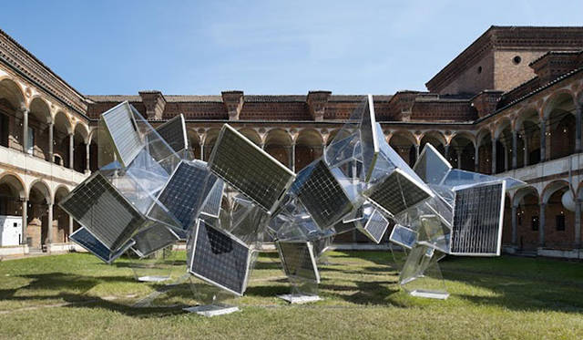 <strong>Panasonic｜パナソニック</strong>　ミラノサローネ2012「Photosynthesis - 光合成 -」　このパビリオンが一本の樹木のように光合成をする