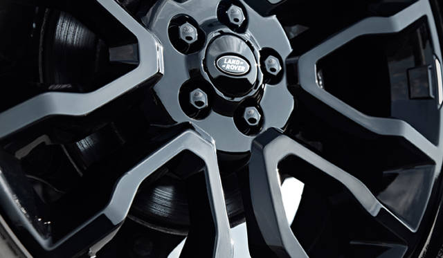 <strong>Range Rover Evoque Special Edition with Victoria Beckham｜レインジローバー イヴォーク スペシャル エディション ウィズ ヴィクトリア・ベッカム</strong>