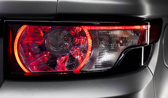 <strong>Range Rover Evoque Special Edition with Victoria Beckham｜レインジローバー イヴォーク スペシャル エディション ウィズ ヴィクトリア・ベッカム</strong>