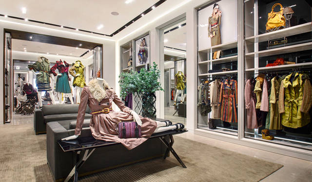 <strong>BURBERRY｜バーバリー</strong>　　BURBERRY STORE – TAIPEI ,TAIWAN