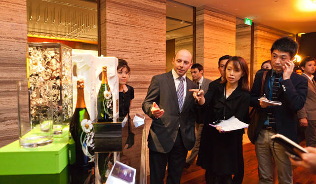 <strong>MASTER OF SPIRITS II</strong>　ペリエ・ジュエおなじみのアネモネの花もよりゴージャスに