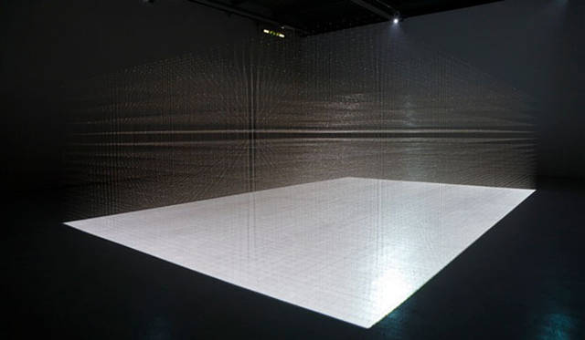 <strong>Canon｜キヤノン</strong>　ミラノサローネ2012「NEOREAL IN THE FOREST」　中村竜治（建築家）×志村信裕（映像アーティスト）＝「spring」