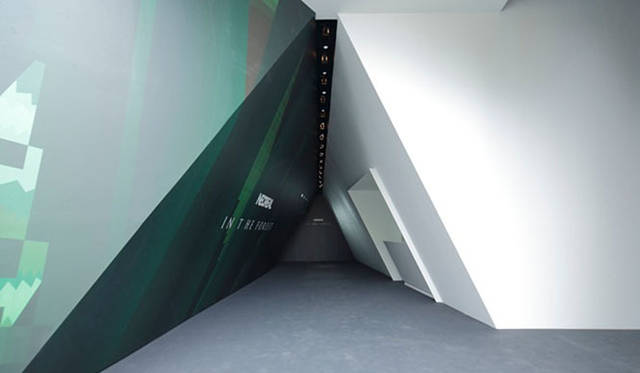 <strong>Canon｜キヤノン</strong>　ミラノサローネ2012「NEOREAL IN THE FOREST」　会場入口