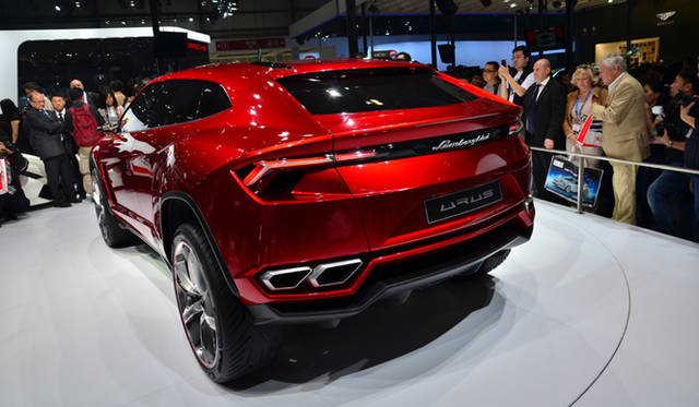 <strong>Lamborghini Urus｜ランボルギーニ ウルス</strong>