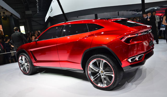 <strong>Lamborghini Urus｜ランボルギーニ ウルス</strong>