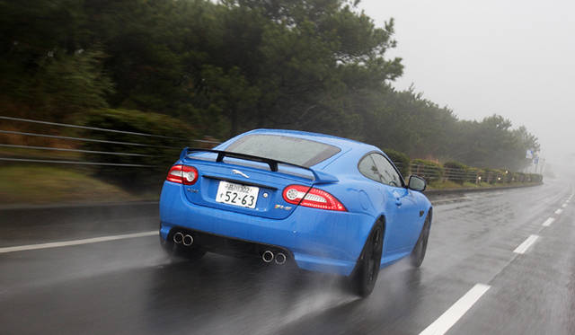 <strong>Jaguar XKR-S｜ジャガー XKR-S</strong>