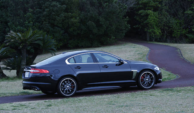 <strong>Jaguar XFR｜ジャガー XFR</strong>