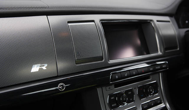 <strong>Jaguar XFR｜ジャガー XFR</strong>