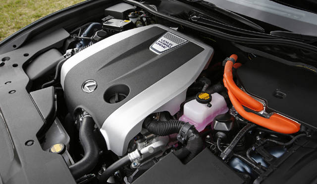 <strong>LEXUS GS 450h version L｜レクサス GS450h バージョン L</strong>