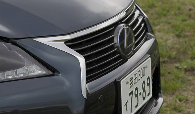 <strong>LEXUS GS 450h version L｜レクサス GS450h バージョン L</strong>