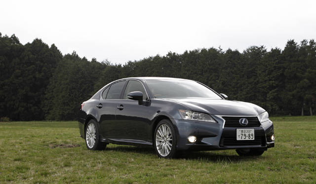 <strong>LEXUS GS 450h version L｜レクサス GS450h バージョン L</strong>