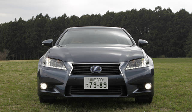 <strong>LEXUS GS 450h version L｜レクサス GS450h バージョン L</strong>