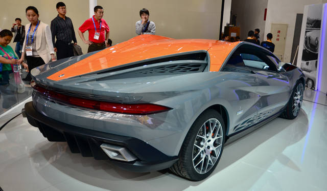 <strong>Bertone Nuccio｜ベルトーネ・ヌッチオ</strong>