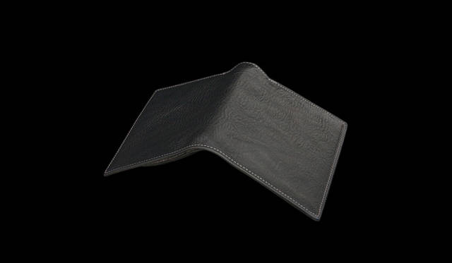 <strong>inquest｜インクエスト</strong>　W11.2×H9.5×D1.6cm。札入れ1万8900円（インクエスト／ヴィンテージ リバイバル プロダクションズ）