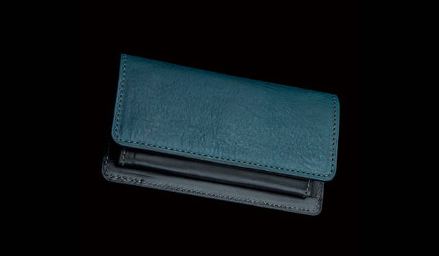 <strong>inquest｜インクエスト</strong>　W10.5×H5.8×D1.5cm。コインケース9450円（インクエスト／ヴィンテージ リバイバル プロダクションズ）