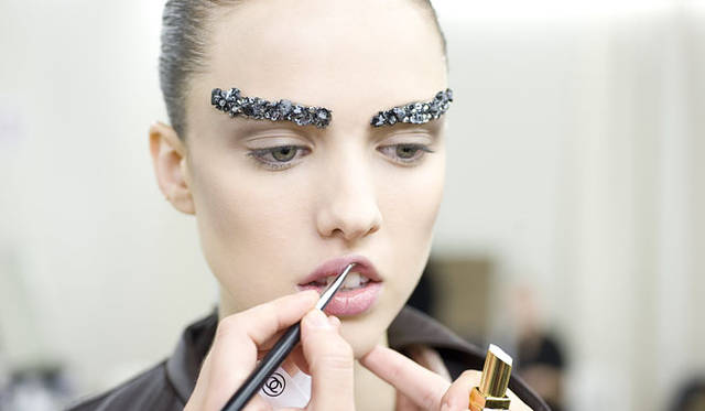 <strong>CHANEL｜シャネル</strong>　シャネル2012-13年秋冬コレクション　© CHANEL 2012