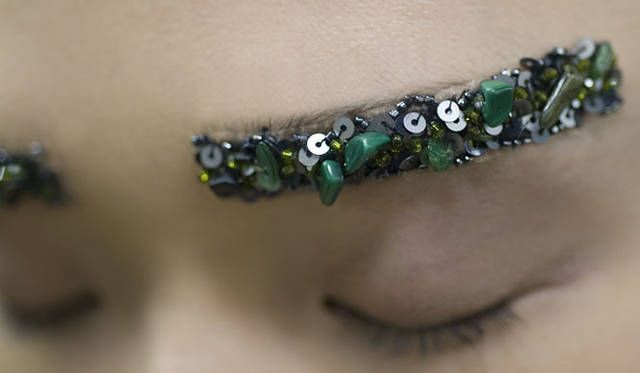 <strong>CHANEL｜シャネル</strong>　シャネル2012-13年秋冬コレクション　© CHANEL 2012