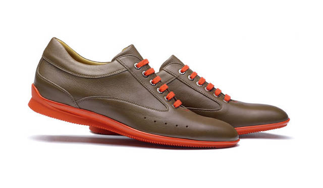 <strong>JOHN LOBB｜ジョンロブ</strong>　“JOHN LOBB for ASTON MARTIN”モデル「Winner Sport（ウィナースポーツ）」　with Racy Fire Red Rubber Sole（Bitter Chocolate Racing Calf）