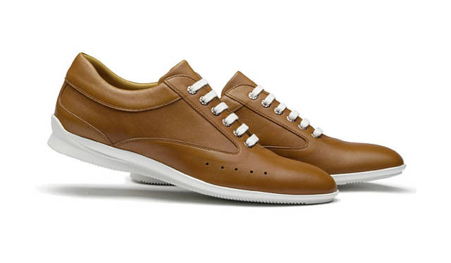<strong>JOHN LOBB｜ジョンロブ</strong>　“JOHN LOBB for ASTON MARTIN”モデル「Winner Sport（ウィナースポーツ）」　with Sporty Stratos White Rubber Sole（Saddle Tan Racing Calf）