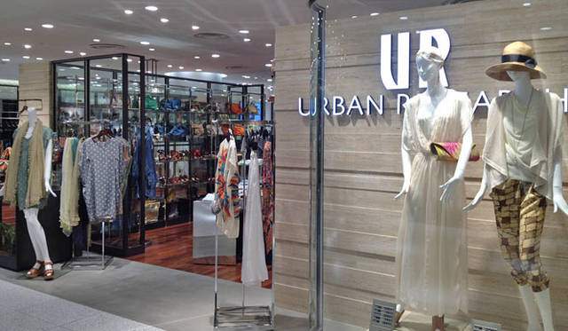 <strong>Shibuya Hikarie ShinQs｜渋谷ヒカリエ シンクス</strong>　4階　アーバンリサーチ