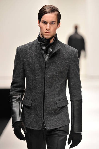 <strong>第2回メンズファッションウィーク・シンガポール（MFWS 2012）</strong>　「SONGZIO（ソン ジオ）」