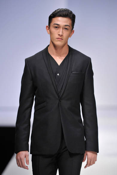 <strong>第2回メンズファッションウィーク・シンガポール（MFWS 2012）</strong>　「SPENCER HART（スペンサー ハート）」