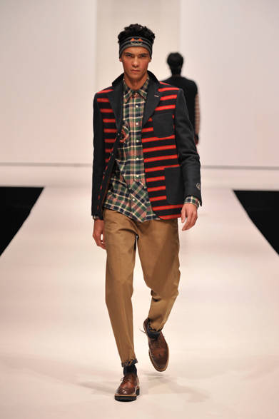 <strong>第2回メンズファッションウィーク・シンガポール（MFWS 2012）</strong>　「BEYOND CLOSET（ビヨンド クローゼット）」