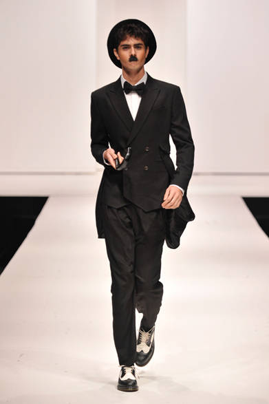 <strong>第2回メンズファッションウィーク・シンガポール（MFWS 2012）</strong>　「D.GNAK（ディ ナック）」