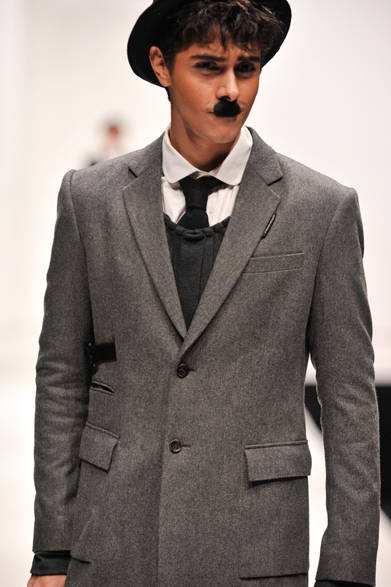 <strong>第2回メンズファッションウィーク・シンガポール（MFWS 2012）</strong>　「D.GNAK（ディ ナック）」