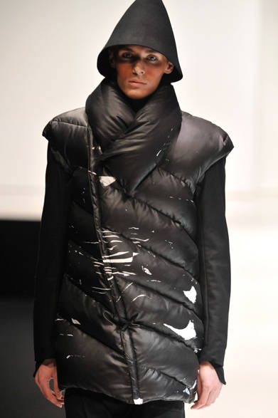 <strong>第2回メンズファッションウィーク・シンガポール（MFWS 2012）</strong>　「VANDALIST（ヴァンダリスト）」