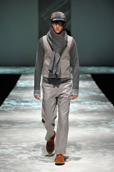 <strong>第2回メンズファッションウィーク・シンガポール（MFWS 2012）</strong>　「FACTOTUM（ファクトタム）」