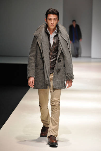 <strong>第2回メンズファッションウィーク・シンガポール（MFWS 2012）</strong>　「JUN HASHIMOTO（ジュン ハシモト）」