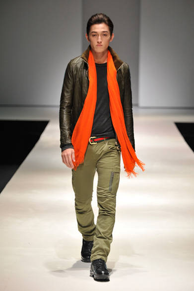 <strong>第2回メンズファッションウィーク・シンガポール（MFWS 2012）</strong>　「JUN HASHIMOTO（ジュン ハシモト）」