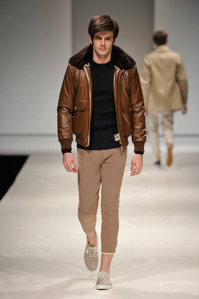 <strong>第2回メンズファッションウィーク・シンガポール（MFWS 2012）</strong>　「PASCAL DONQUINO（パスカル ドンキーノ）」